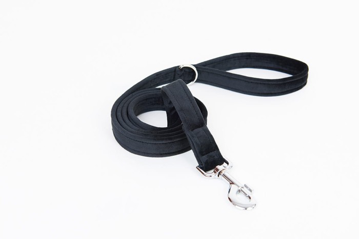 Smycz Luxury Black Pearl.jpg