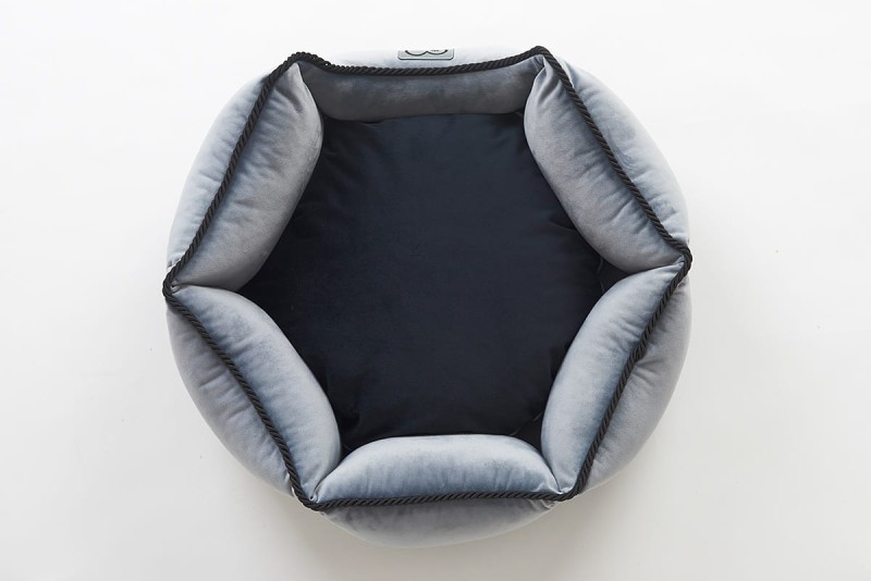 SHOW LINE VIBRANIUM Z GÓRY.jpg